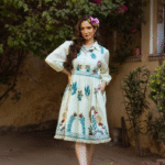 Collared green dress with floral embroidery