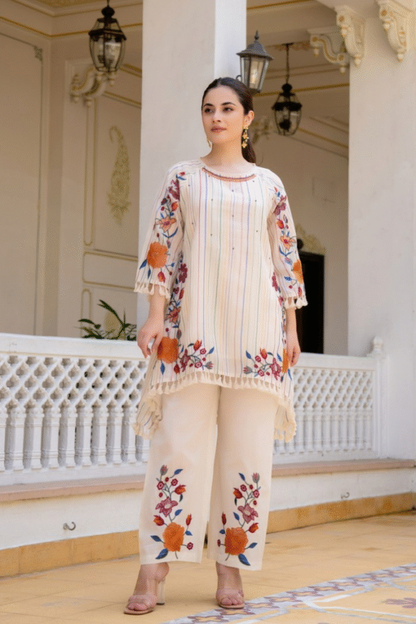 White coord with tassle