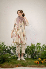 White angrakha coord set with scarf - Image 2