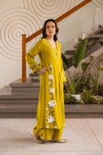 Women Floral Printed Kurta with Palazzos
